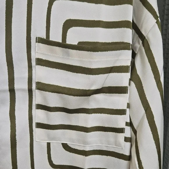 NWT Blu Pepper White and Cram Casual Button down Shirt Women's Size Medium3