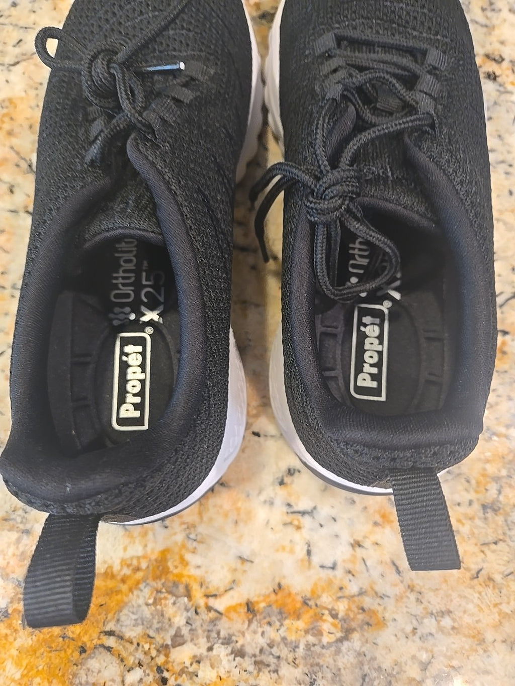 NEW Propet Women's Black Knit Mesh Athletic Sneakers Size 9.5 8