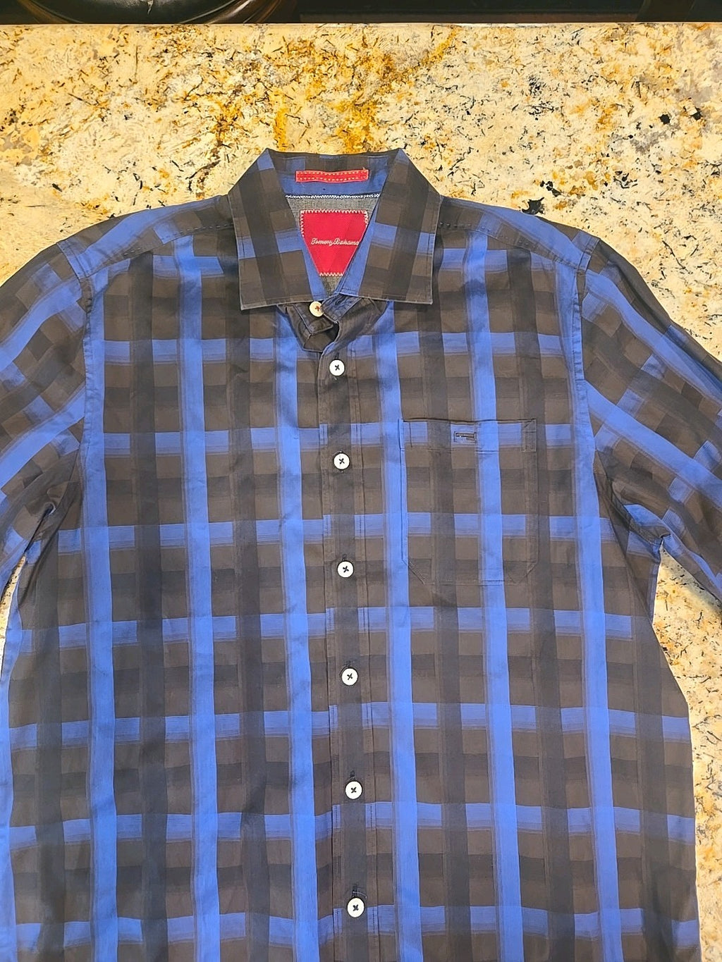 Mens Tommy Bahama, Size M Long Sleeve Shirt  100% Cotton3