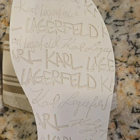 Karl Lagerfeld Paris Blix Slide Sandal Size 104
