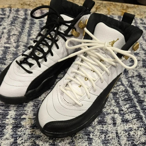 Youth Nike Air Jordan 12 Retro Taxi Royalty Size 4.5Y 153265-1700