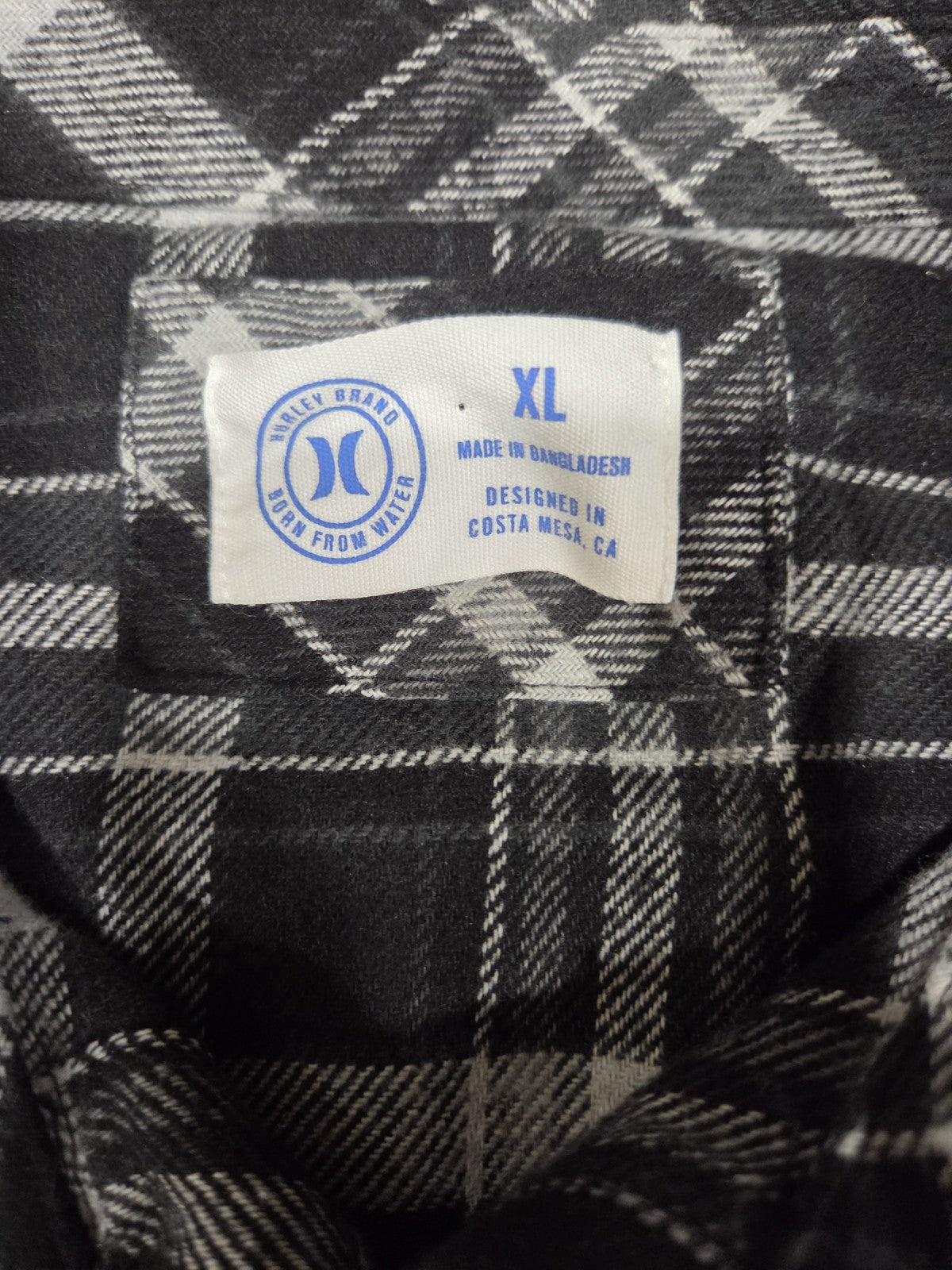 NWOT Hurley Flannel Men's Size XL Blk/Grey Plaid1
