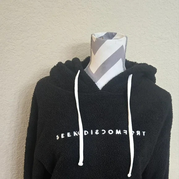 Seek Discomfort Black Fleece Hoodie Men's Size M7