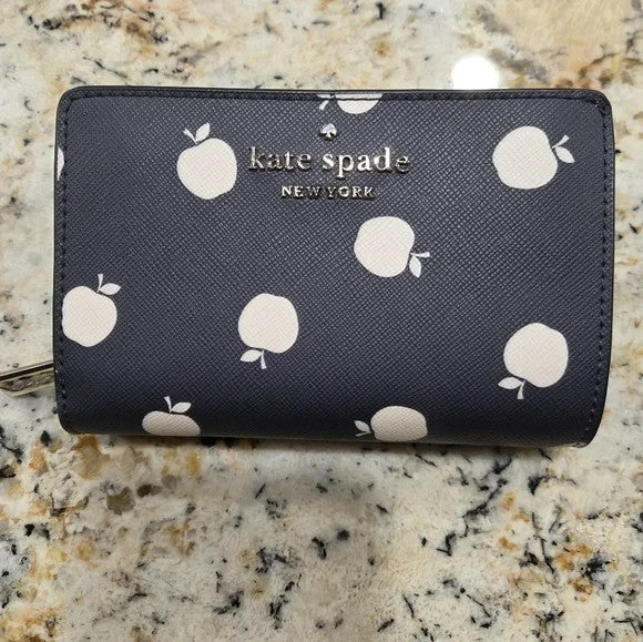 NWOT Kate Spade Staci Apple Orchard Toss Medium Wallet0