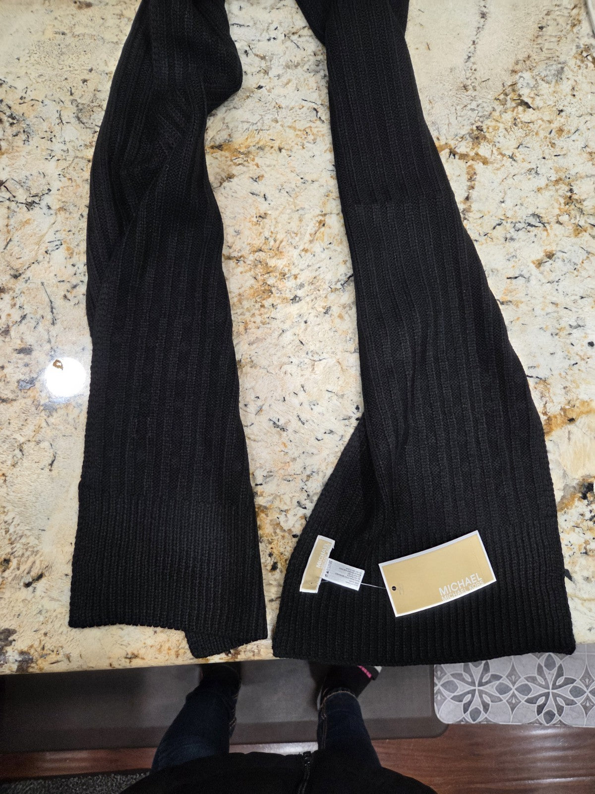 NWT Michael Kors Ribbed Knit Scarf With Silver Logo & Embellishments4
