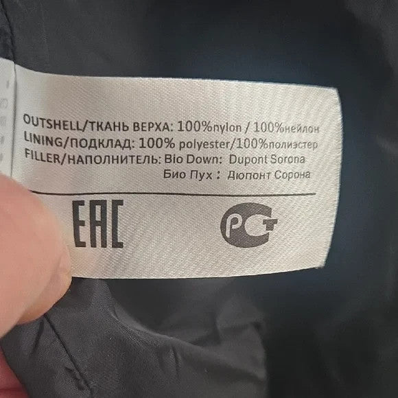 Rolf Kassle Sleek Black Puffer Jacket with Quilted Design Size Small6
