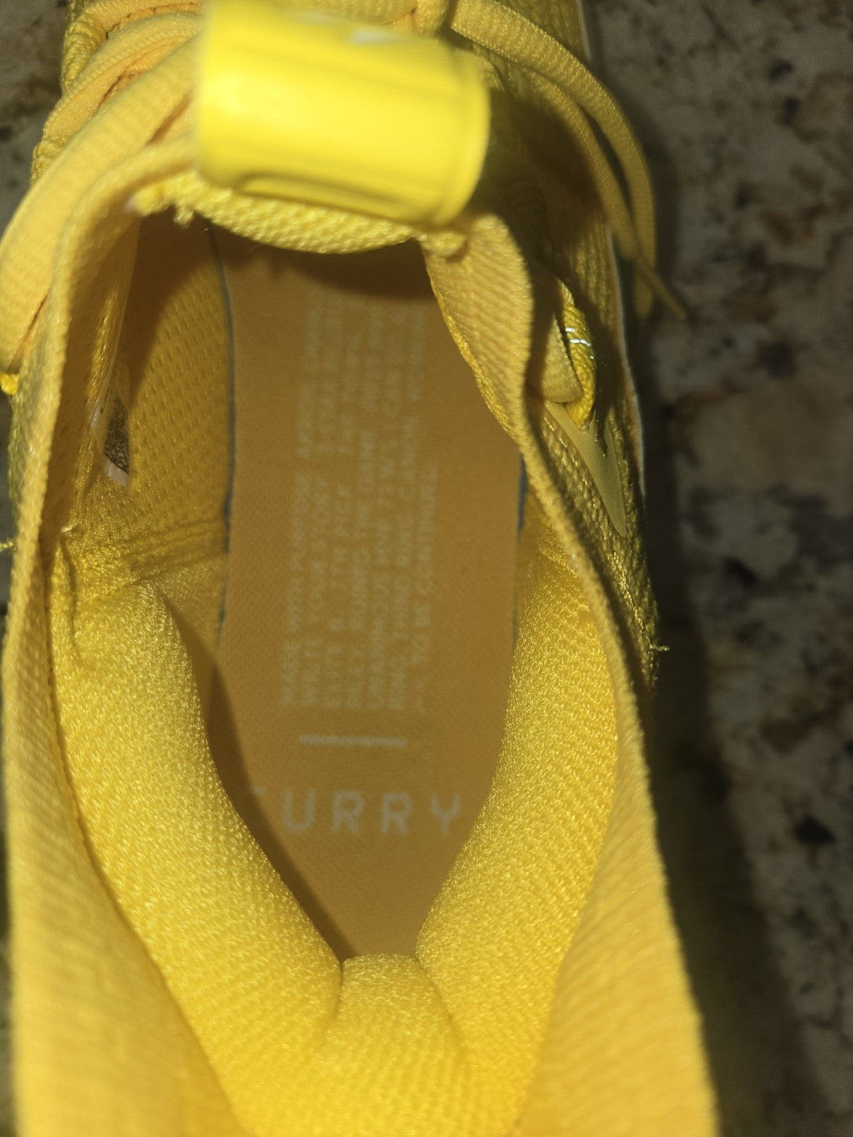 Under Armour Curry Flow 8 GS Basketball Shoes 3023085-701 M 11.5/W 134