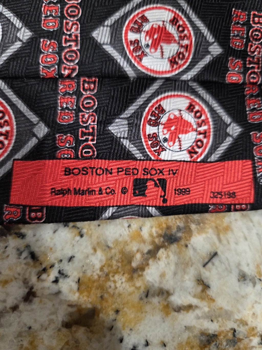 Vintage 1989 Boston Red Sox Ralph Marlin Tie 100% Silk 57 In X 3.37 In5