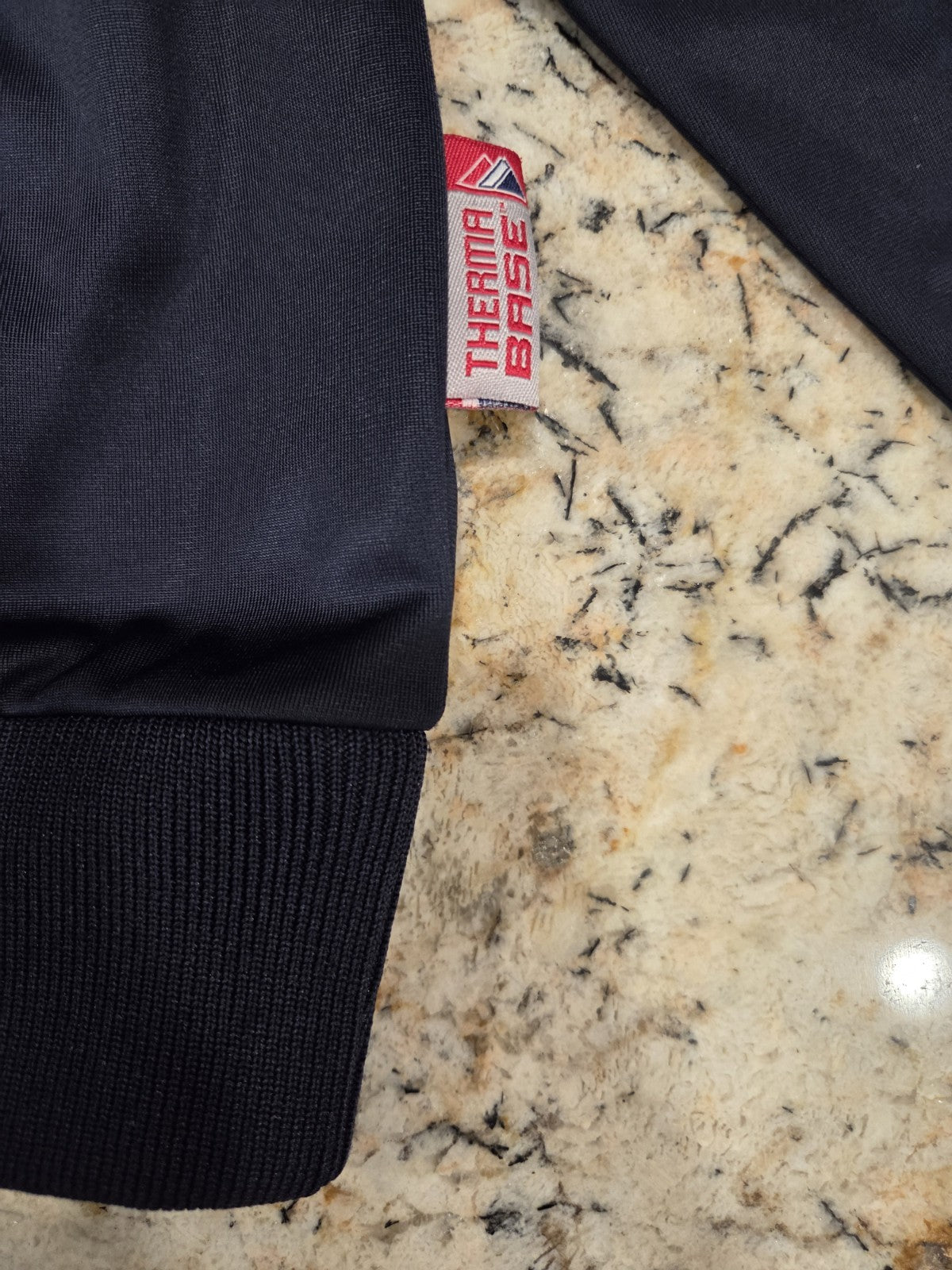 SF Giants World Series 2010 Full Zipper Light Jacket by Majestic Size Large1