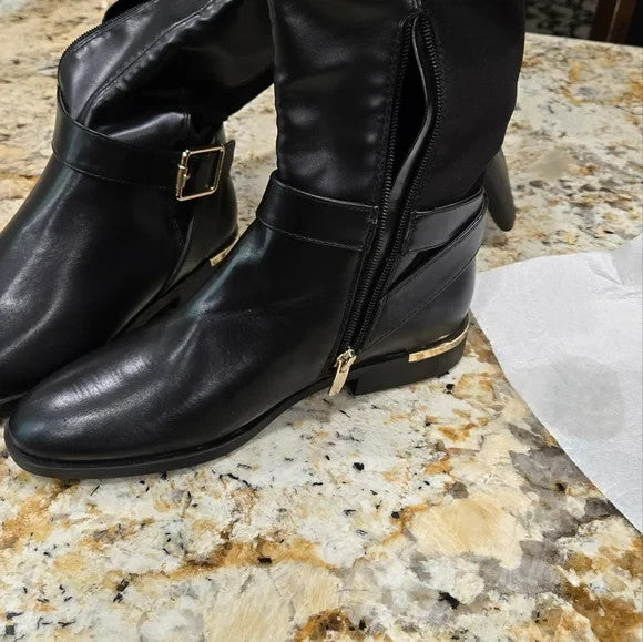 NWOB Nine West Adone Black Leather with Gold Accent Women's Size 7.51