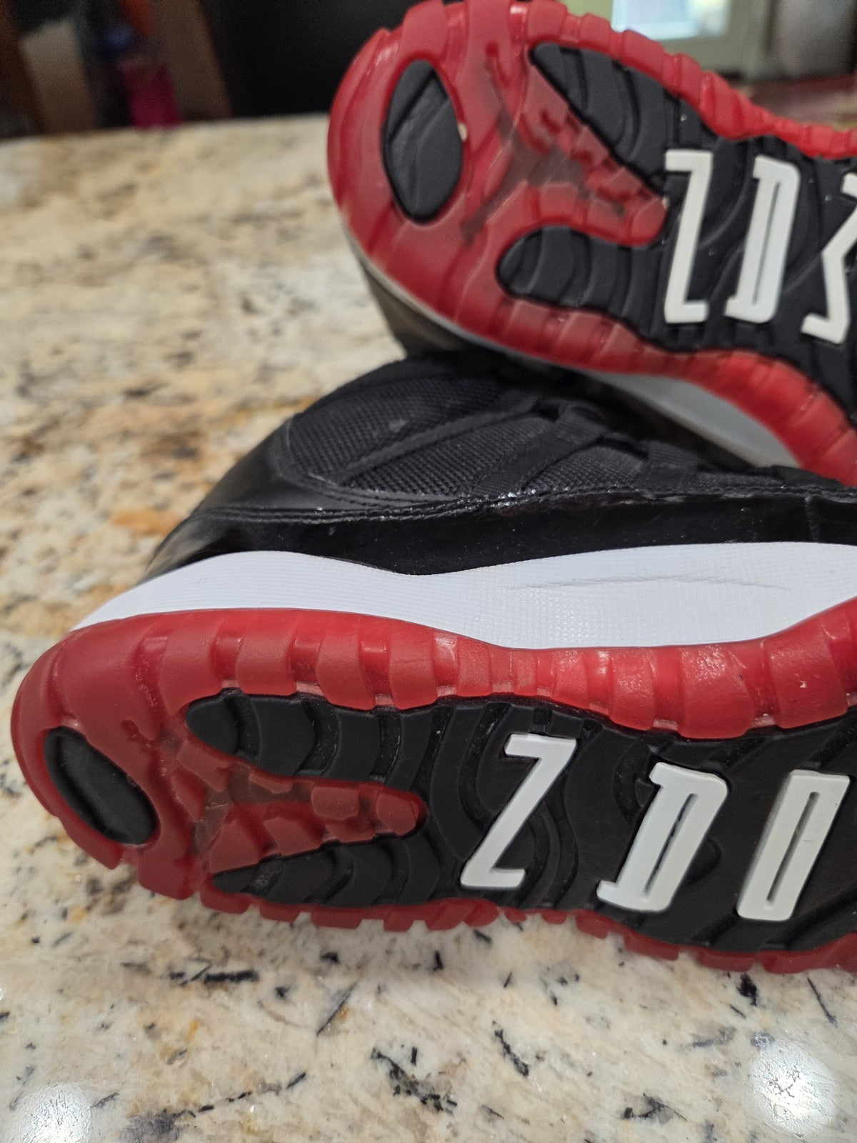 Kids NIKE JORDAN 11 RETRO BRED (PS) BLACK-RED SZ 3Y [378039-010] 11