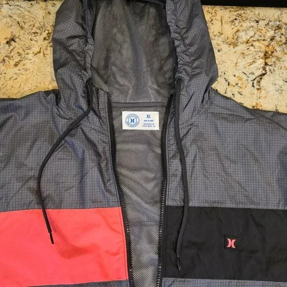 Hurley Men's XL Hooded Windbreaker0
