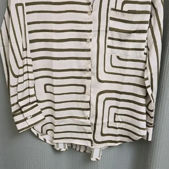 NWT Blu Pepper White and Cram Casual Button down Shirt Women's Size Medium4