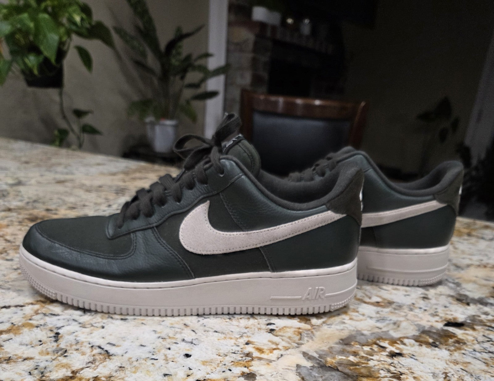 Nike Air Force 1 '07 Lx Sequoia Green DV7186-301 Men's Size 111