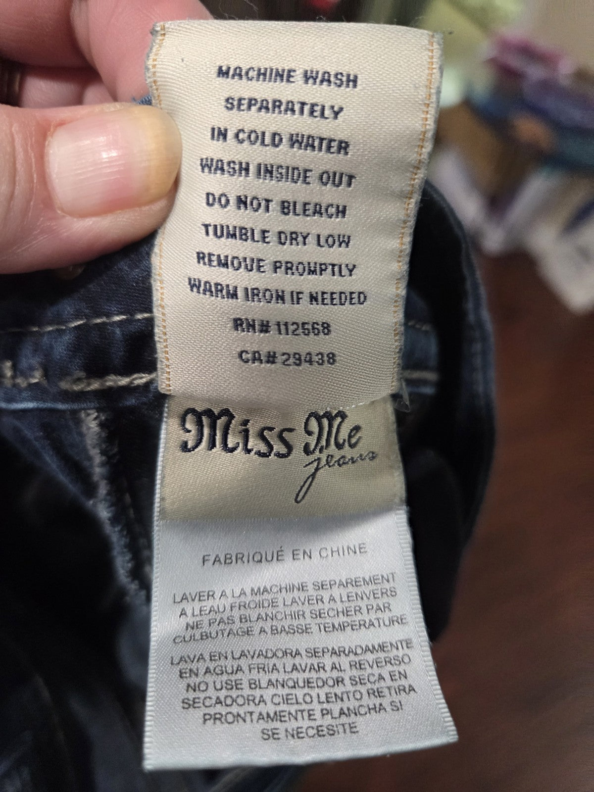 Miss Me Women's Jeans/Capris Size 27 Inseam Measures 27.54