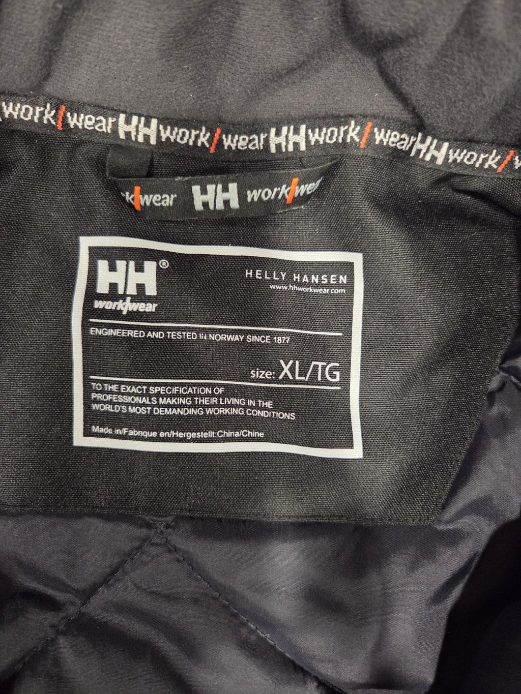 NWOT Helly Hansen Insulated Berg Workwear Jacket Mens Size XL1