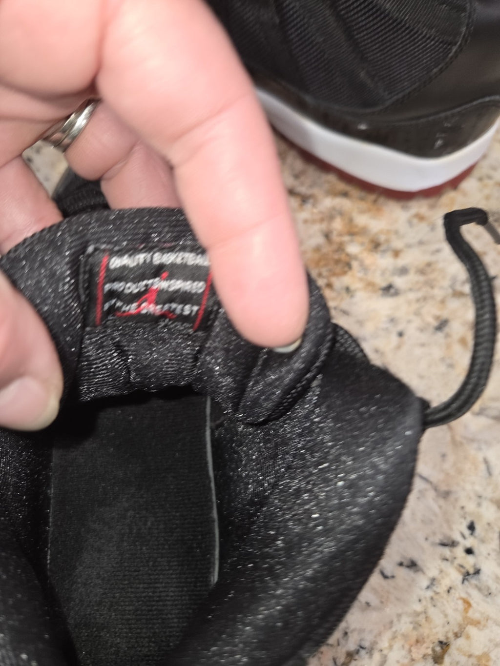 Kids NIKE JORDAN 11 RETRO BRED (PS) BLACK-RED SZ 3Y [378039-010] 5