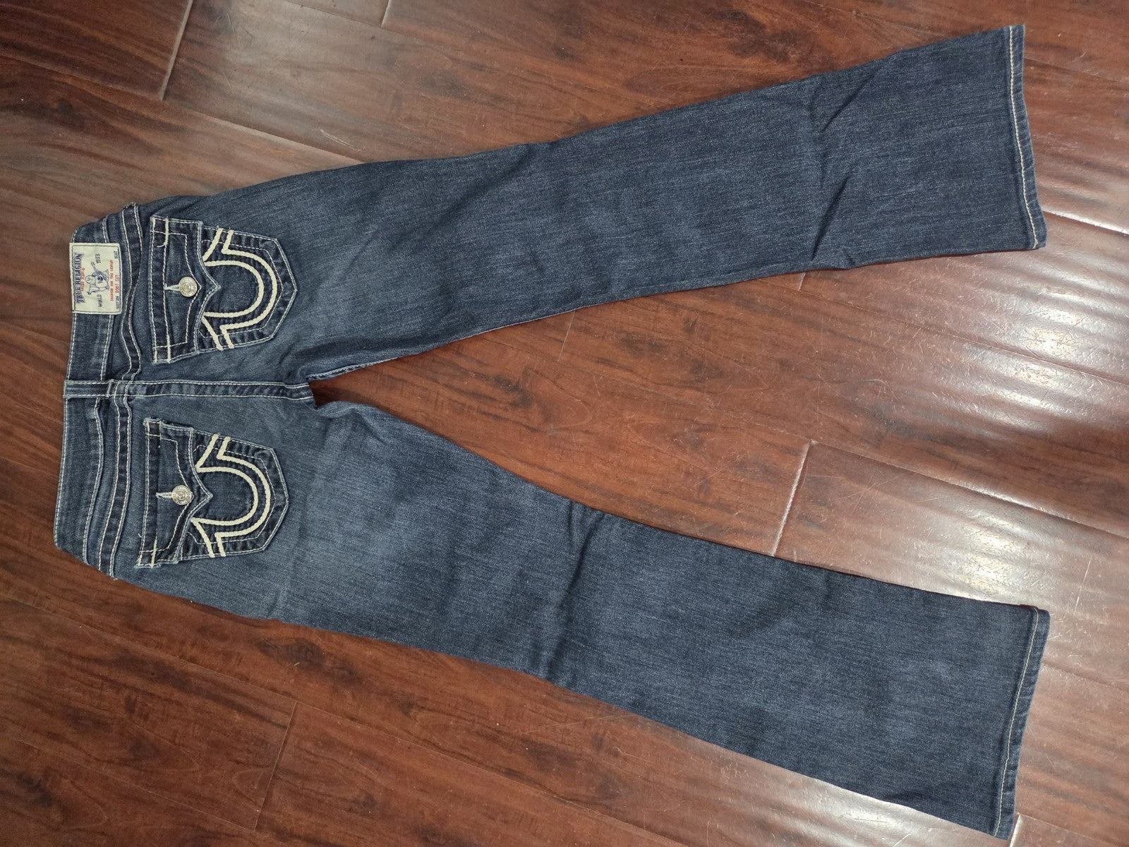 True Religion Women's Bootcut Blue Jeans With White Embriodery And Stitching8