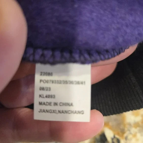 NWT Hot Topic Exclusive Ghost Face Size Medium3