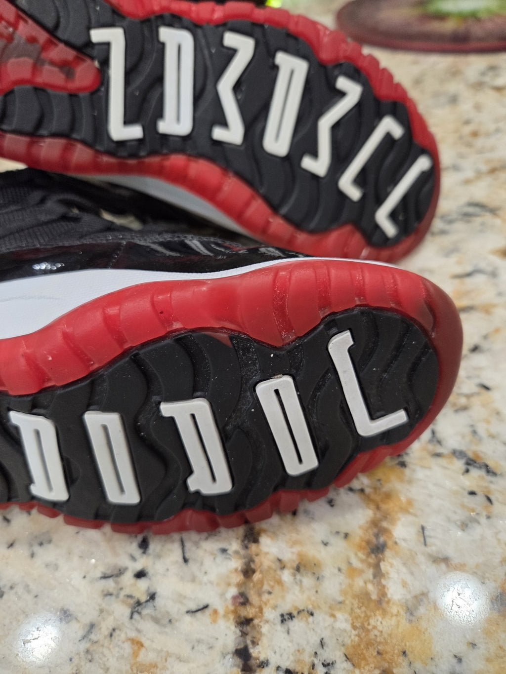 Kids NIKE JORDAN 11 RETRO BRED (PS) BLACK-RED SZ 3Y [378039-010] 10