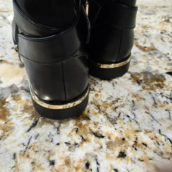 NWOB Nine West Adone Black Leather with Gold Accent Women's Size 7.55
